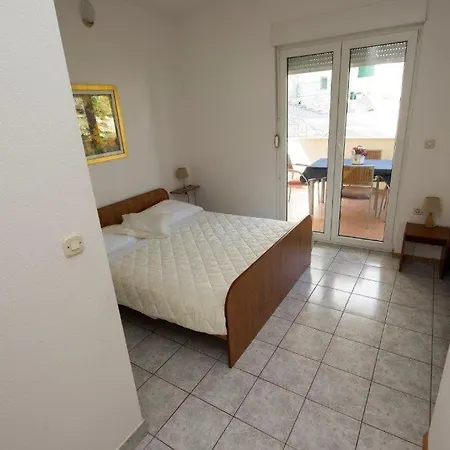 شقة In With Sea View, Balcony, Air Conditioning, Wifi 132-7 *