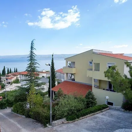 In With Sea View, Balcony, Air Conditioning, Wifi 132-7 Duće