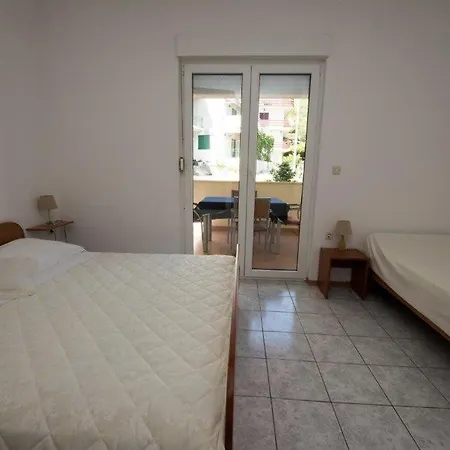 شقة In With Sea View, Balcony, Air Conditioning, Wifi 132-7