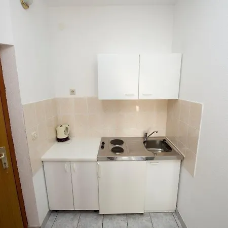 شقة In With Sea View, Balcony, Air Conditioning, Wifi 132-7 Duće