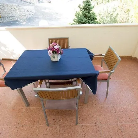 شقة In With Sea View, Balcony, Air Conditioning, Wifi 132-7